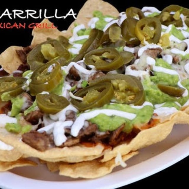 Grande Nachos.